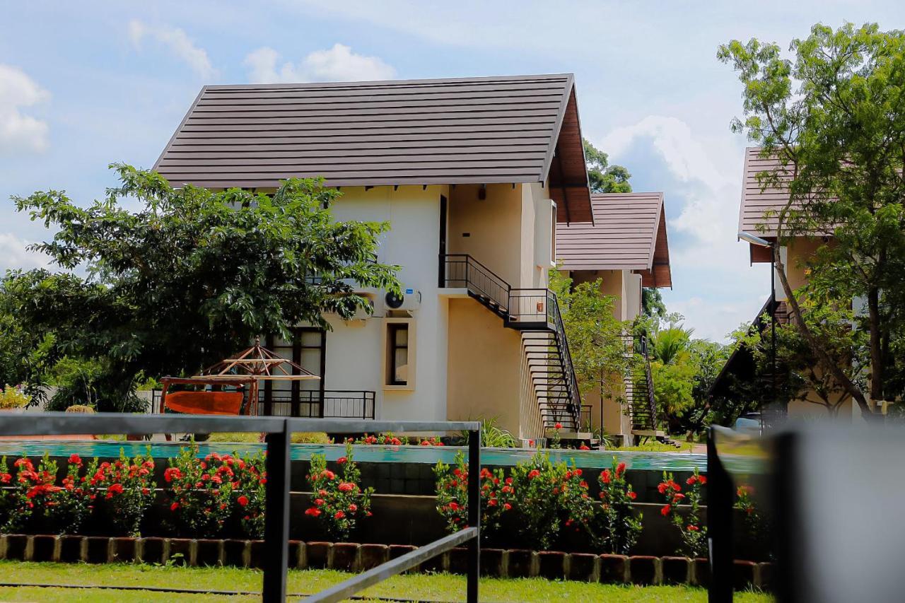 Lolu Village Resort Anuradhapura Luaran gambar